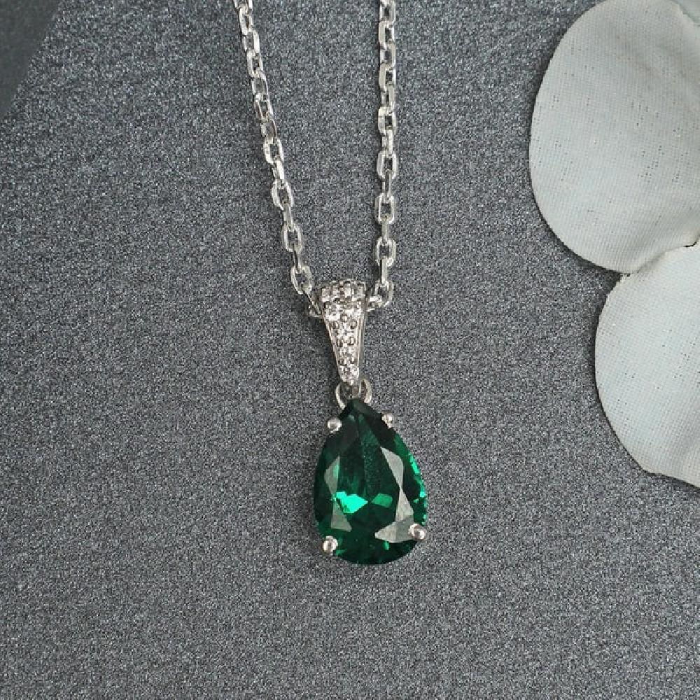 STERLING SILVER DARK GREEN TEAR DROP PENDANT