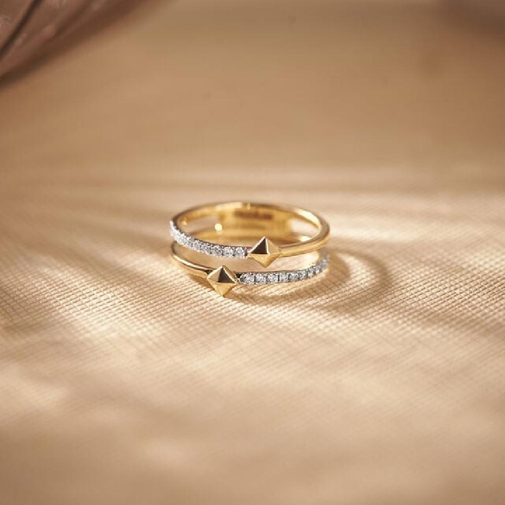 Classy Tiered Diamond Ring