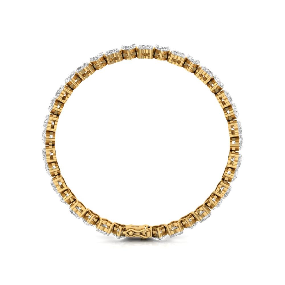 Heart-Cut Diamond Royal Heritage Tennis Bracelet