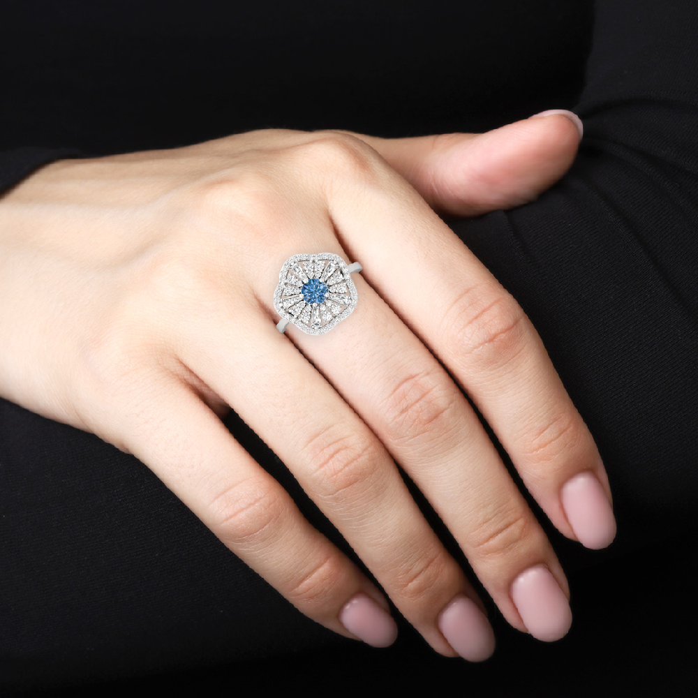 Luxe Baguette & Round CVD Diamond Ring