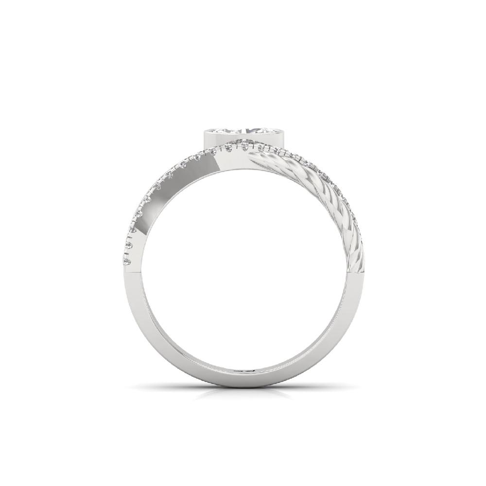 Oval Elegance CVD Diamond Ring with Pav? Band